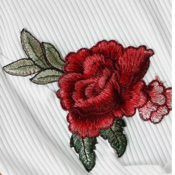 Lace up Crop Top❣️ - Picture 2 of 5